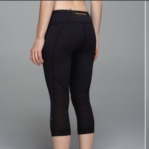 Lululemon run for days crops